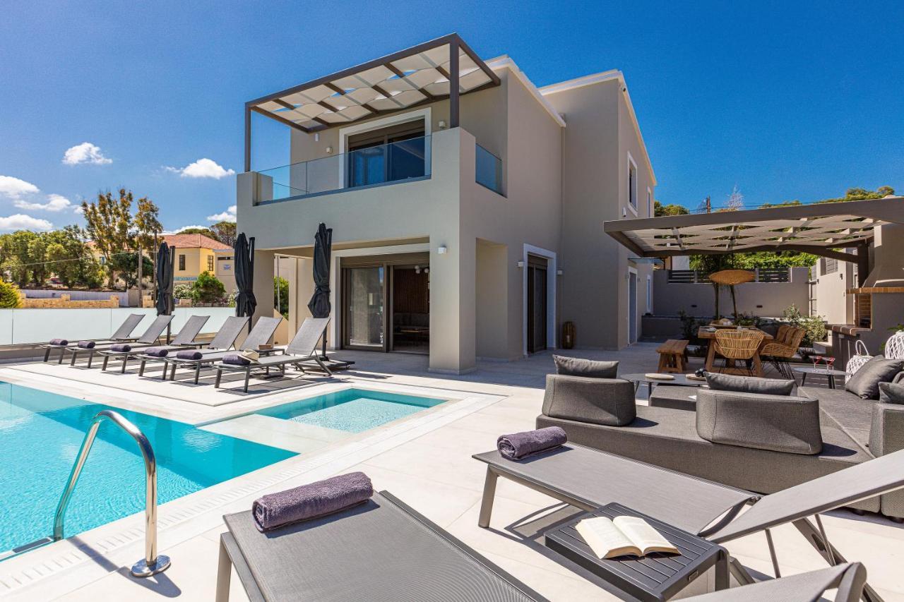 Lagoon Seabreeze Villa, Sumptuous Retreat, By Thinkvilla Πάνορμος Εξωτερικό φωτογραφία