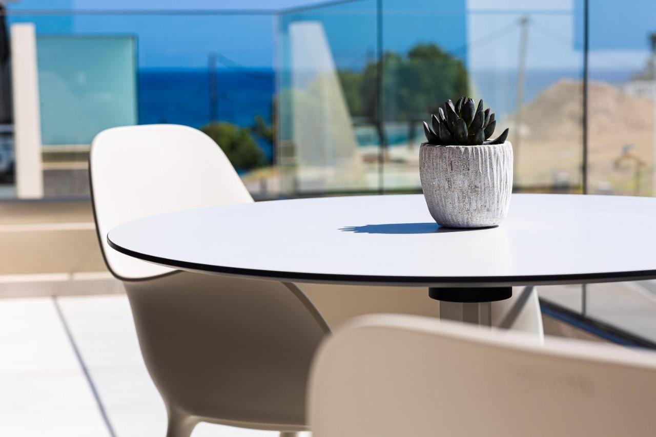 Lagoon Seabreeze Villa, Sumptuous Retreat, By Thinkvilla Πάνορμος Εξωτερικό φωτογραφία